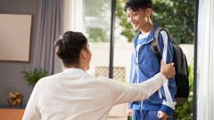 上海中小学举办文明校园